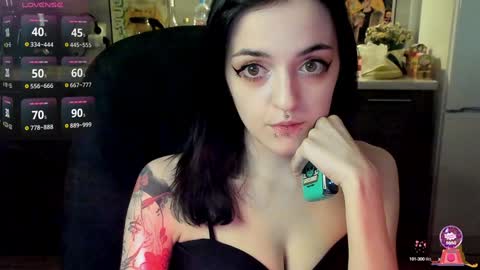 Lina 3  1715622743 online show from January 24, 7:51 am