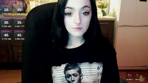 Lina 3  1715622743 online show from December 29, 8:58 pm