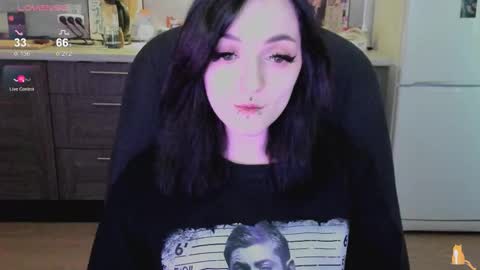 Lina 3  1715622743 online show from September 30, 9:15 am