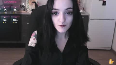 Lina 3  1715622743 online show from November 24, 7:54 am