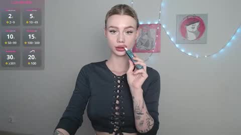 linacute52 online show from February 4, 9:41 pm