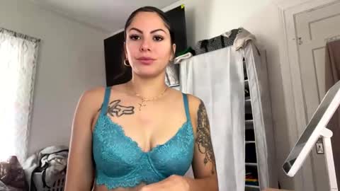 linalixx online show from November 16, 3:23 pm