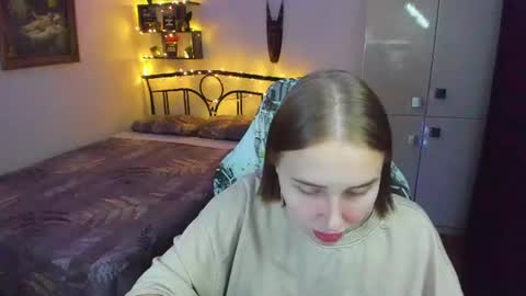 Lina online show from July 1, 9:36 pm