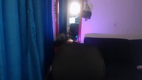 Snapshot of lincy_honeyy chatting on October 7, 7:02 am lincy_honeyy online show from October 7, 7:02 am