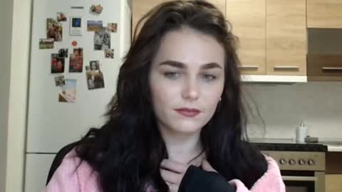 Linda online show from November 26, 8:54 pm