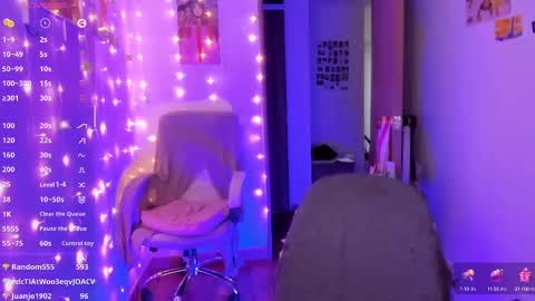 Giggles  online show from October 2, 2:05 am