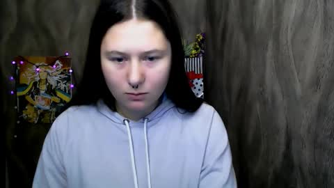 Linda online show from December 2, 11:56 am