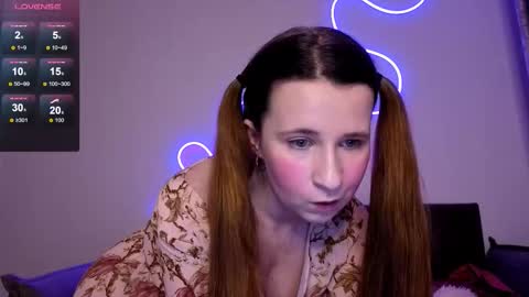 linnsweety online show from November 22, 6:43 pm