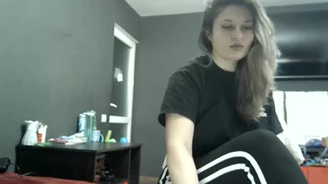 lionessmom online show from April 9, 2:47 am