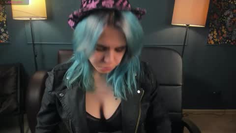 hello Ill be waiting for you during these hours tue 10am-5pm wed 3am-5pm thu 3am-5pm fri 3am-10am sat 10am-5pm sun 3am-1GMT online show from February 10, 3:20 am