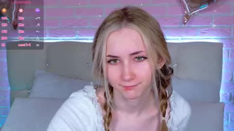 lirakink online show from November 22, 4:04 am