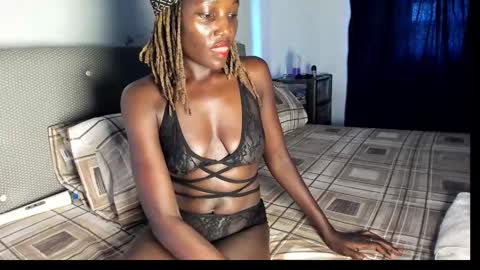 Snapshot of lisa3_reed chatting on January 4, 9:00 am lisa3_reed online show from January 4, 9:00 am