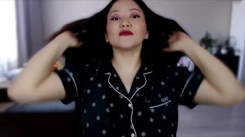 Lisa Harris online show from February 24, 7:31 am