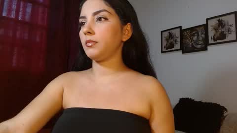 Lisa Harrison online show from February 16, 12:27 pm