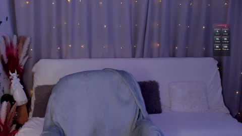 Lisa Moore online show from January 10, 2:02 pm