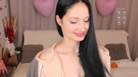 Lisa Moore online show from September 25, 3:44 pm