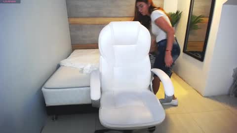 Liseth Fox online show from February 18, 7:32 pm