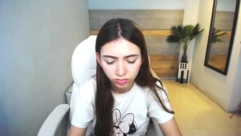 Liseth Fox online show from December 11, 7:57 pm