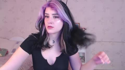 Alice Dont forget to thumbs up its very important  online show from March 3, 8:42 am