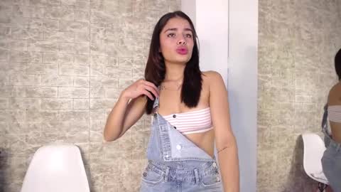 Liss Brown online show from November 15, 1:01 pm