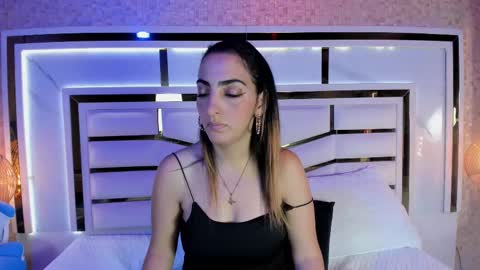 Snapshot of lisse_palmerr chatting on February 14, 7:33 pm lisse_palmerr online show from February 14, 7:33 pm