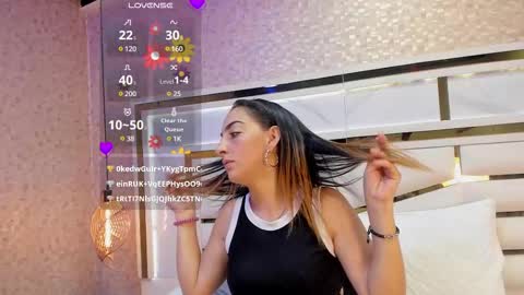 Snapshot of lisse_palmerr chatting on February 15, 7:17 pm lisse_palmerr online show from February 15, 7:17 pm