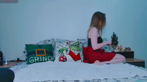 Lissa online show from December 22, 9:23 am