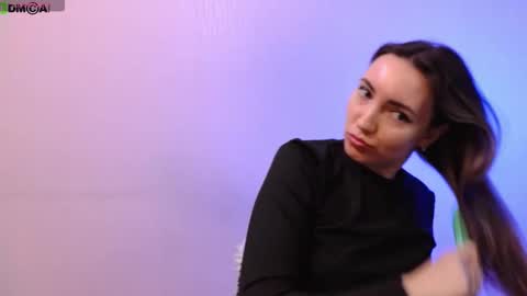 Tina online show from September 29, 4:12 pm