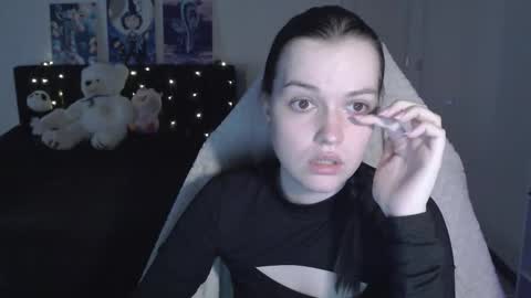 little__flowers online show from March 20, 9:58 am