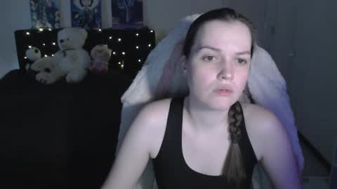 little__flowers online show from April 12, 11:46 am