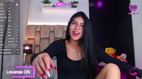 Snapshot of little__sophie18 chatting on February 20, 9:20 pm Sophie ---- connected from 1400 to 2100 Colombia time online show from February 20, 9:20 pm