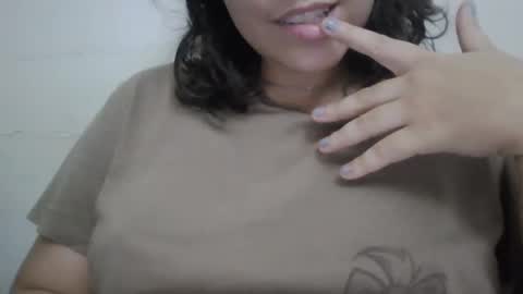 Snapshot of little_anef chatting on December 27, 4:36 am little_anef online show from December 27, 4:36 am