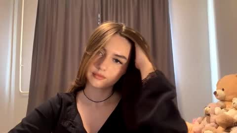 Snapshot of little_anioneta chatting on October 14, 2:36 am Catherine online show from October 14, 2:36 am
