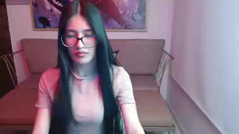 little_bunnyy_ online show from March 14, 2:18 pm