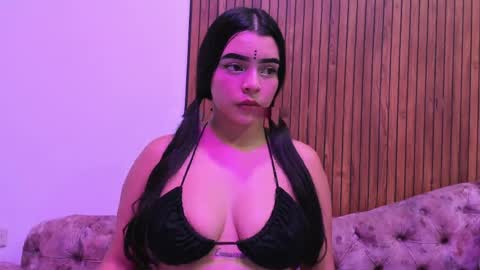 Chelsi online show from May 12, 7:53 pm