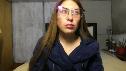 Diablita online show from January 3, 1:27 am