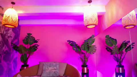 Paulette online show from November 15, 2:18 pm