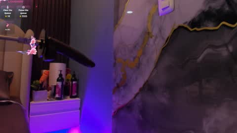 little_valentinaa online show from February 20, 11:56 am