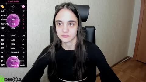 littleashleyy online show from March 25, 9:17 pm