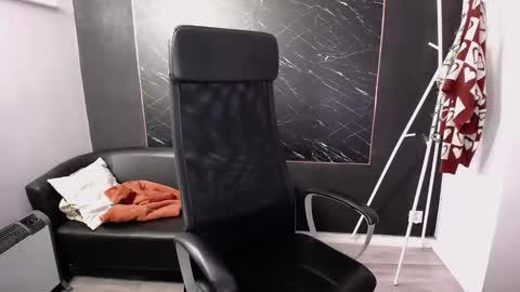 Viki online show from December 3, 8:49 am