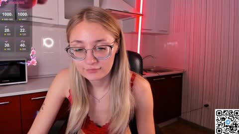 My name is Livy Nice to meet you  Thumbs up please its important online show from December 15, 5:42 pm