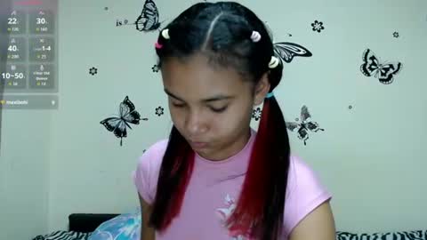 Liz7skinny online show from June 25, 9:49 pm