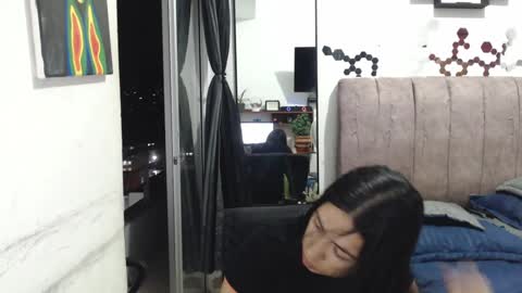 Snapshot of liza_thurner chatting on January 5, 12:31 am Liza Thurner online show from January 5, 12:31 am
