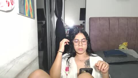 Snapshot of liza_thurner chatting on September 25, 4:00 am Liza Thurner online show from September 25, 4:00 am