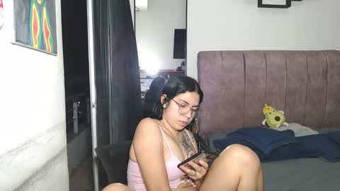 Snapshot of liza_thurner chatting on September 23, 2:32 am Liza Thurner online show from September 23, 2:32 am