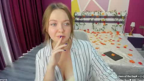 Girl next door online show from October 9, 11:58 am