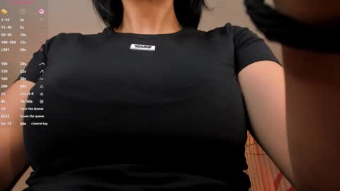 Lizzi  online show from November 14, 9:59 pm