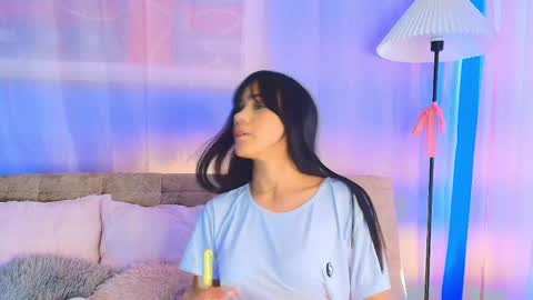 lizzy_kane online show from April 8, 8:11 pm