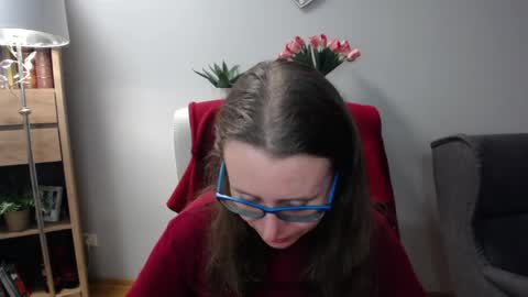 Lizzy online show from April 20, 4:15 am