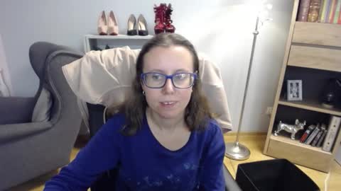 Snapshot of lizzy_sparkle chatting on October 16, 5:10 am Lizzy online show from October 16, 5:10 am